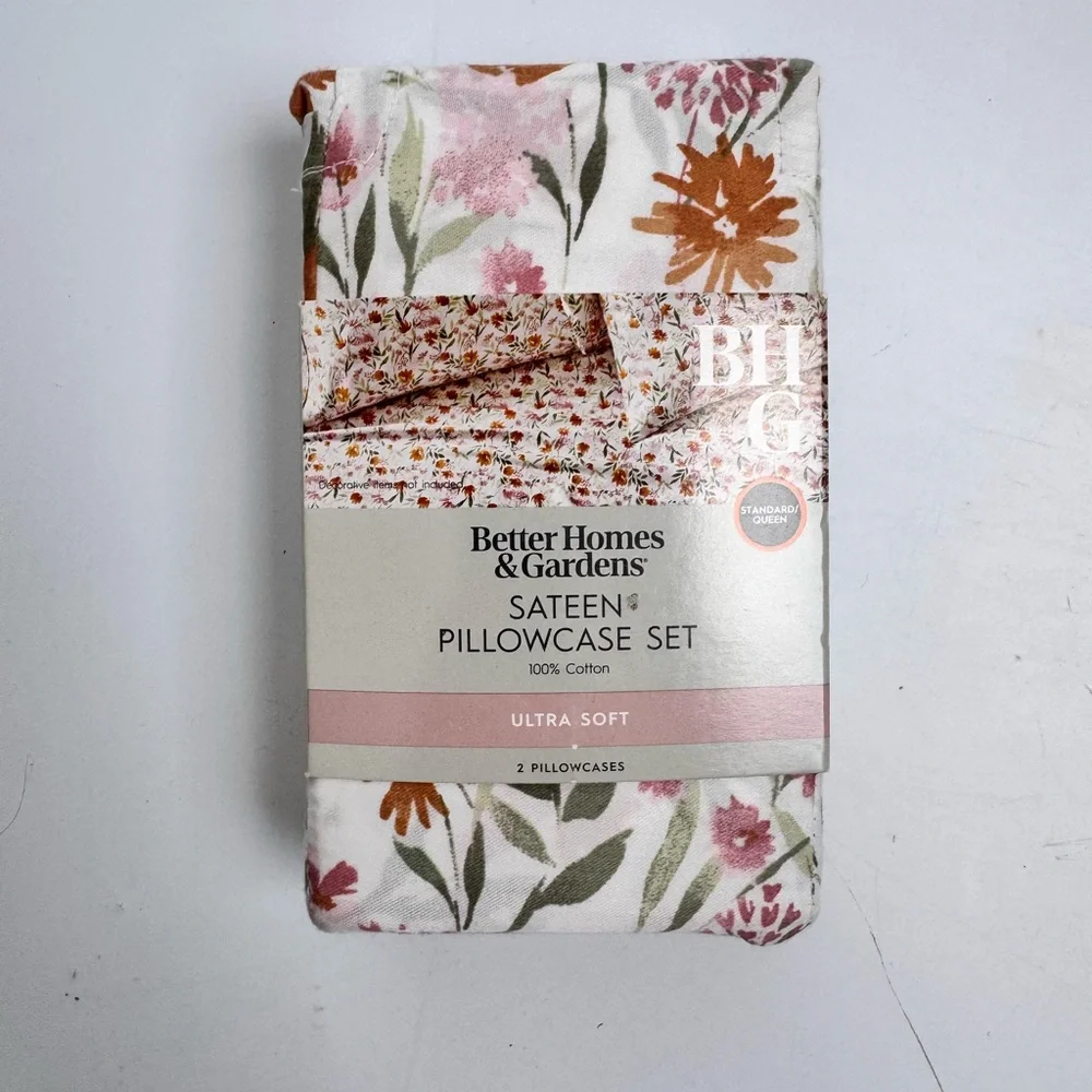 NWT Better Homes And Gardens Sateen Pillowcase Set Standard / Queen